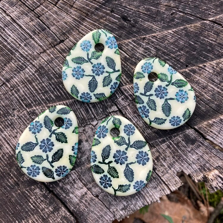 Sakiyo Takeuchi Murrine Blue Flower Teardrop Pendant