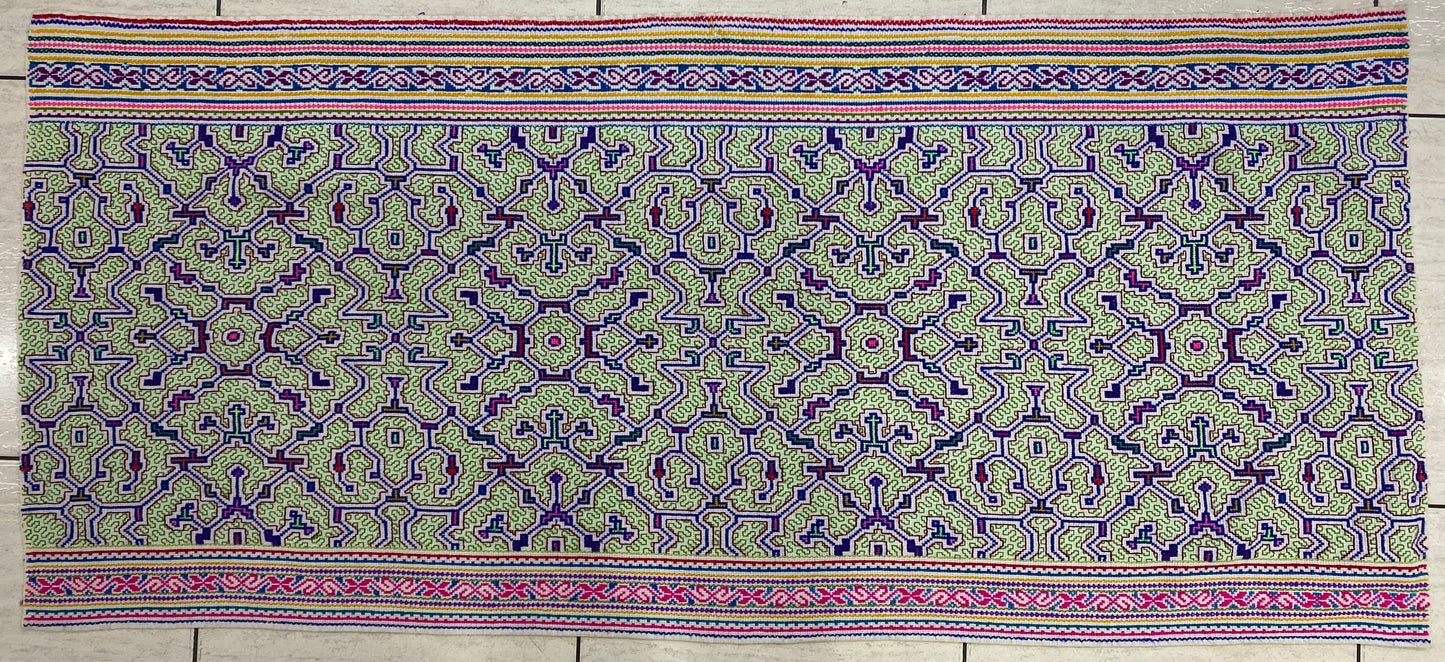 Shipibo Conibo Kené Tabletop Tapestry Hand Embroidered Peruvian Tablecloth Textile Ceremonial Amazonian Shamanic Altar 58.66”x25.60”