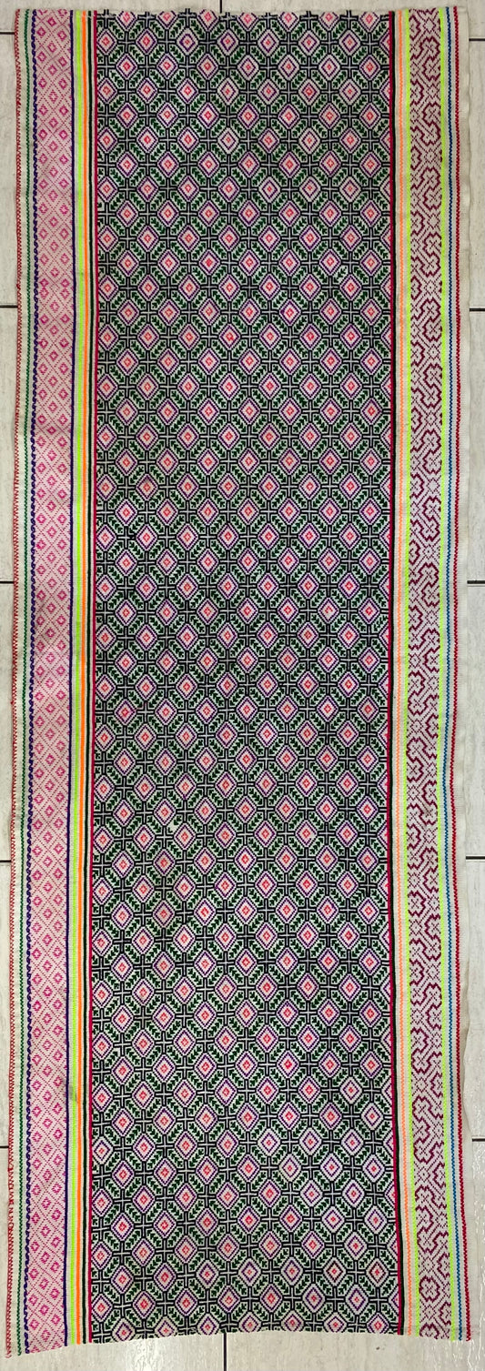 Shipibo Conibo Kené Tabletop Tapestry Hand Embroidered Peruvian Tablecloth Textile Ceremonial Amazonian Shamanic Altar 76.5”x 26.5”