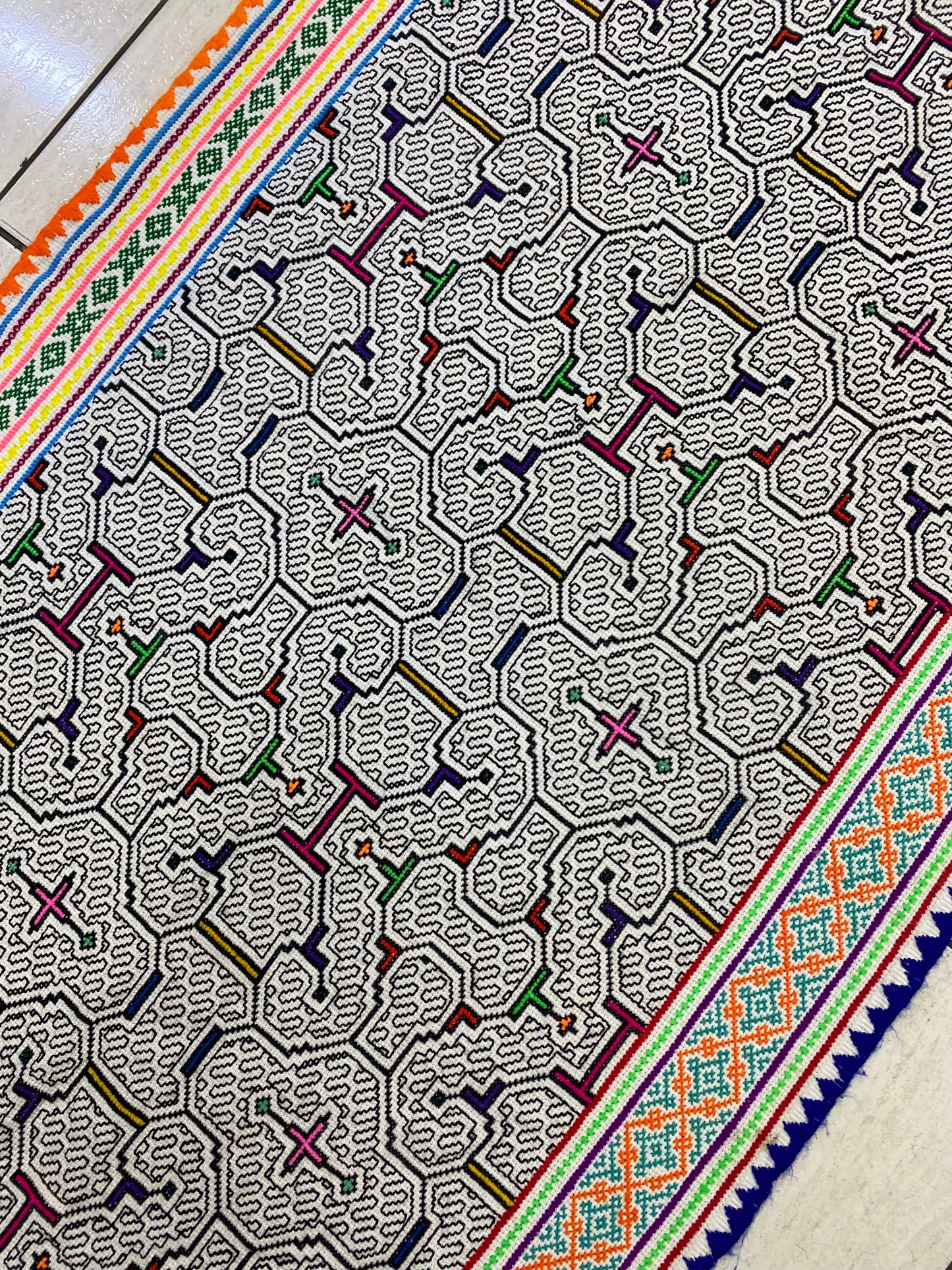 Shipibo Conibo Kené Tabletop Tapestry Hand Embroidered Peruvian Tablecloth Textile Ceremonial Amazonian Shamanic Altar 65”x 27”