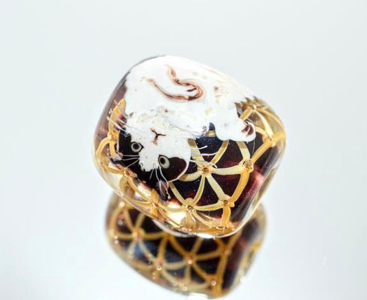 Tomoya Sakagami Cat Bead