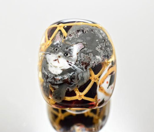 Tomoya Sakagami Cat Bead