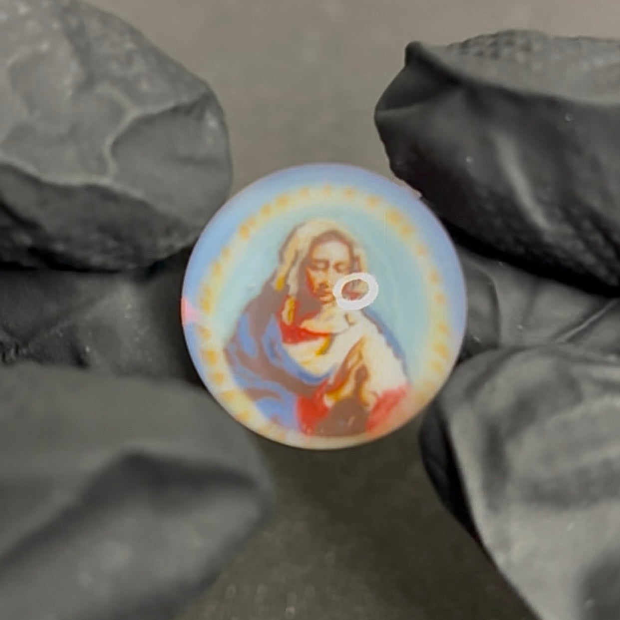 Keys X DH Colwell Virgin in Prayer Marble 22mm
