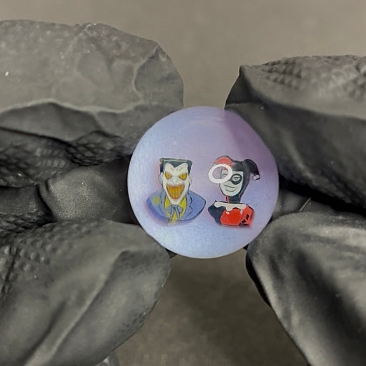 Keys X Dave Strobel Joker/Harley Quinn Marble 22mm