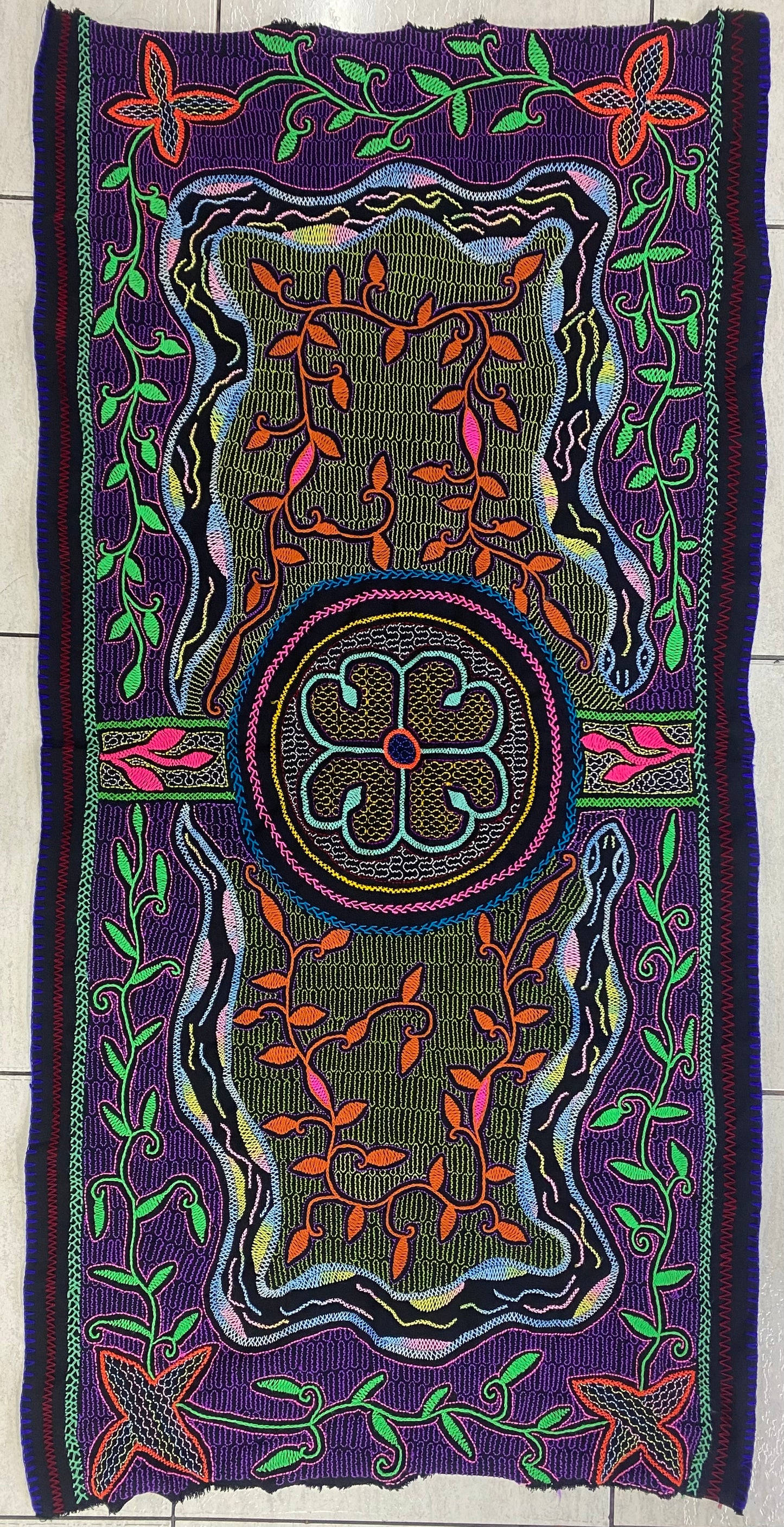 Shipibo Conibo Kené Tabletop Tapestry Hand Embroidered Peruvian Tablecloth Textile Ceremonial Amazonian Shamanic Altar 53.14” x 26.77”