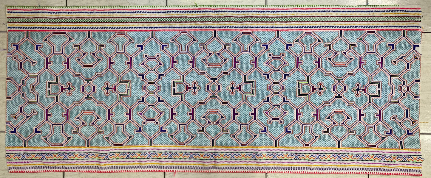 Shipibo Conibo Kené Tabletop Tapestry Hand Embroidered Peruvian Tablecloth Textile Ceremonial Amazonian Shamanic Altar 66”x 27”